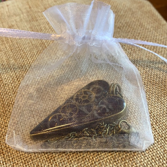 Heart Gears unique Necklace Handmade - Picture 8 of 8